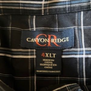 Men’s button down short sleeved shirt